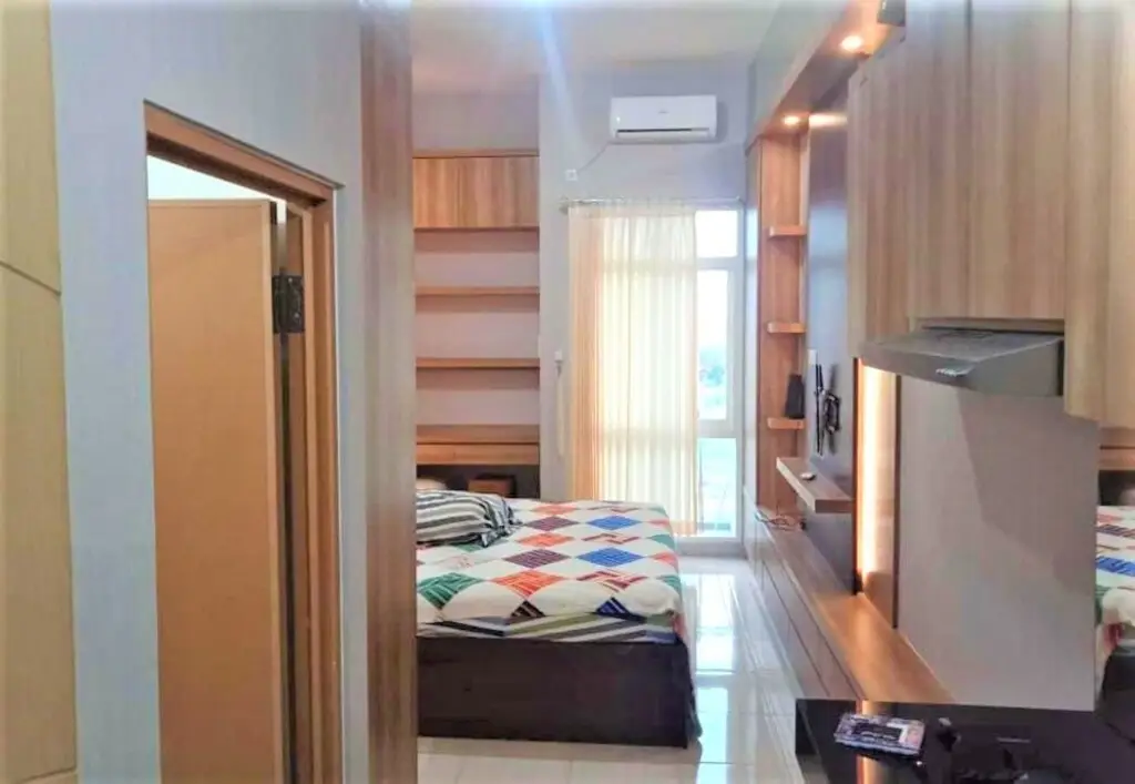 Сурабая: New Apartment Bale Hinggil by Eric
