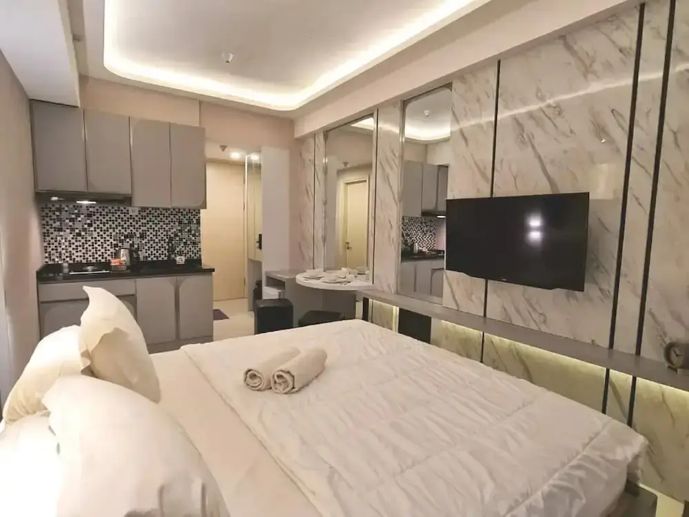 Сурабая: Cosmy Benson Apartment at Pakuwon Mall