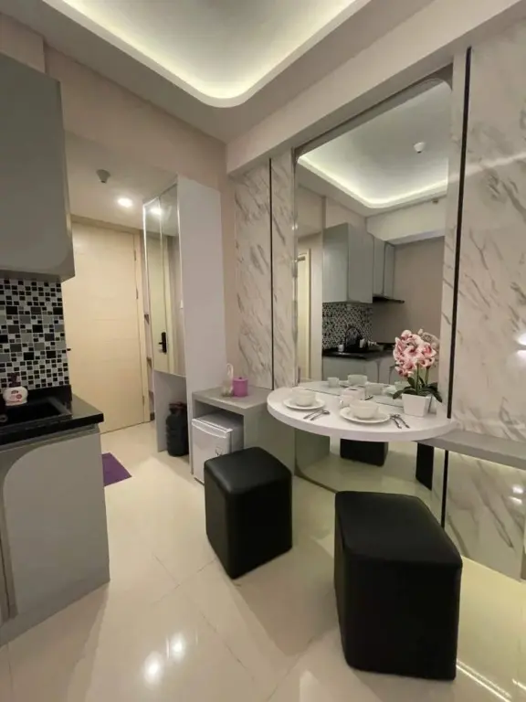 Сурабая: Cosmy Benson Apartment at Pakuwon Mall