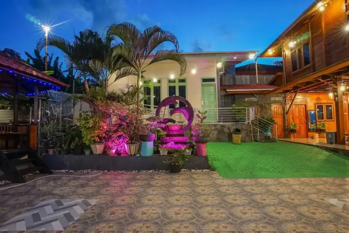 Манадо: Villa Robert