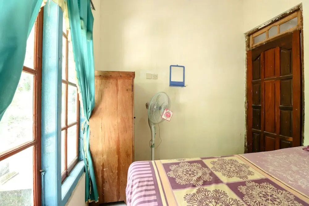 Харготирто: Homestay Mbah Parni