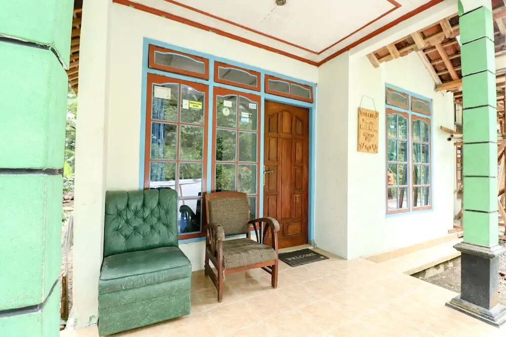 Харготирто: Homestay Mbah Parni
