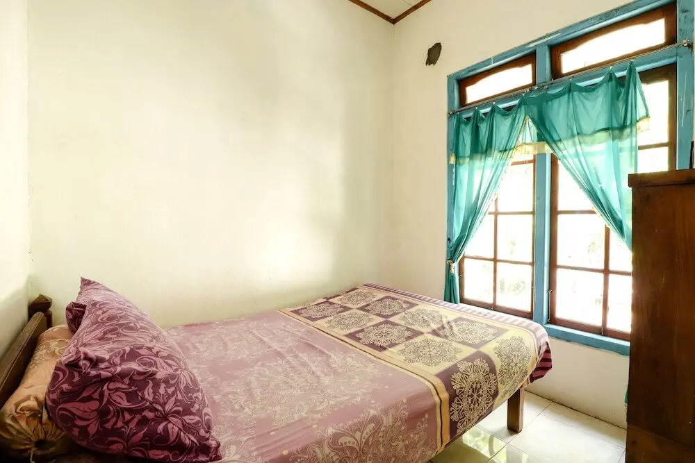 Харготирто: Homestay Mbah Parni