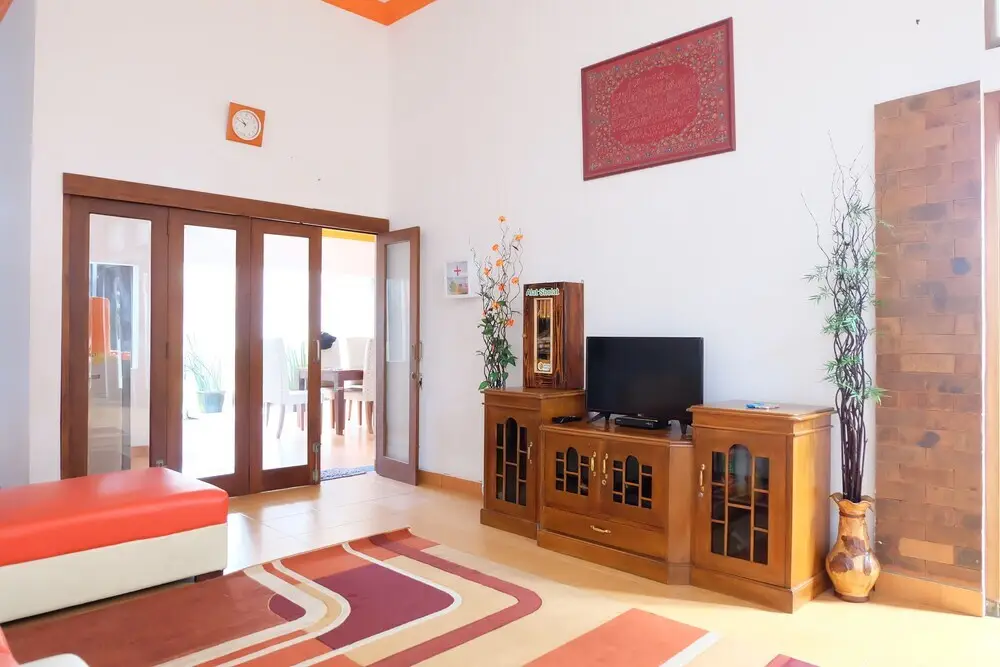 Джокьякарта: Villa Wirosaban With Private Pool By Simply Homy