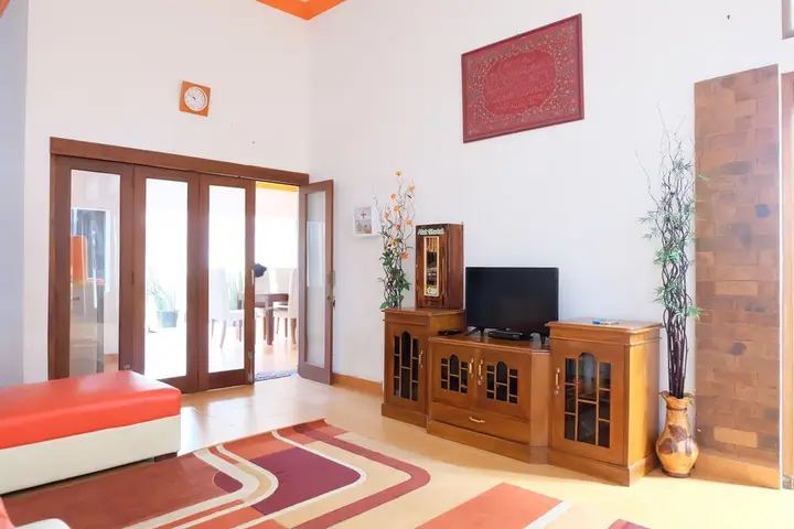 Джокьякарта: Villa Wirosaban With Private Pool By Simply Homy