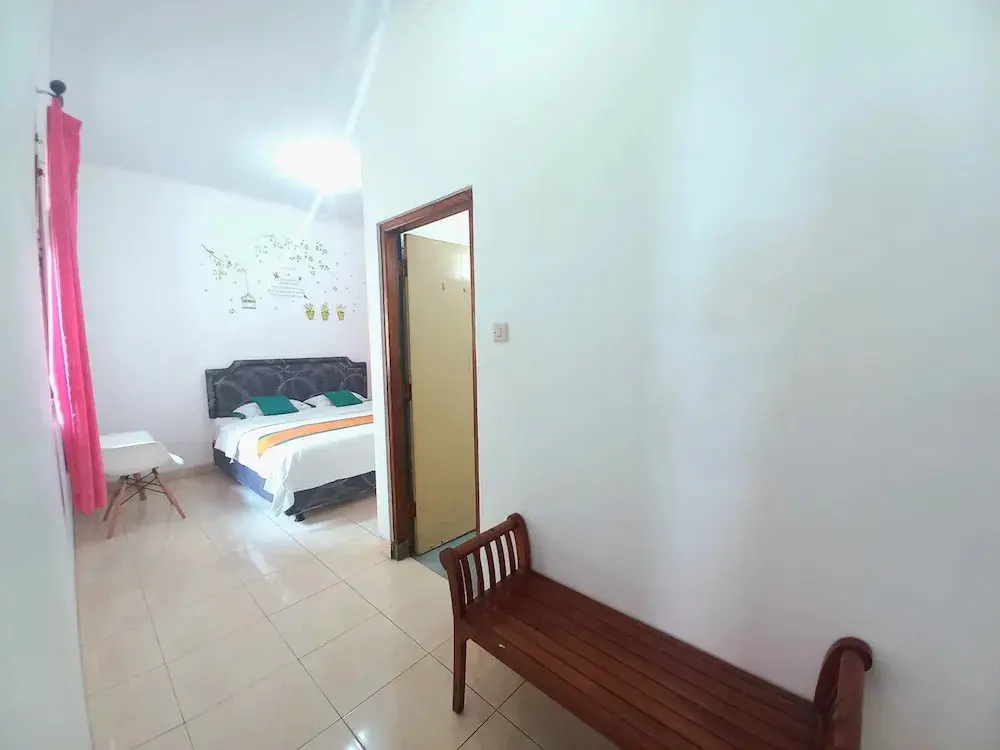 Джокьякарта: Homestay Jogja 4 Kamar Tidur Full AC Seputaran Umbulharjo dekat Gembira Loka