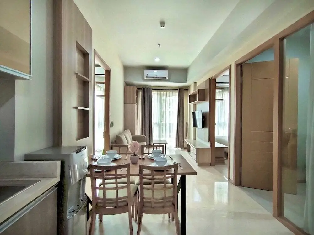 Чикаранг: Graha Makara Suite Hotel & Residence