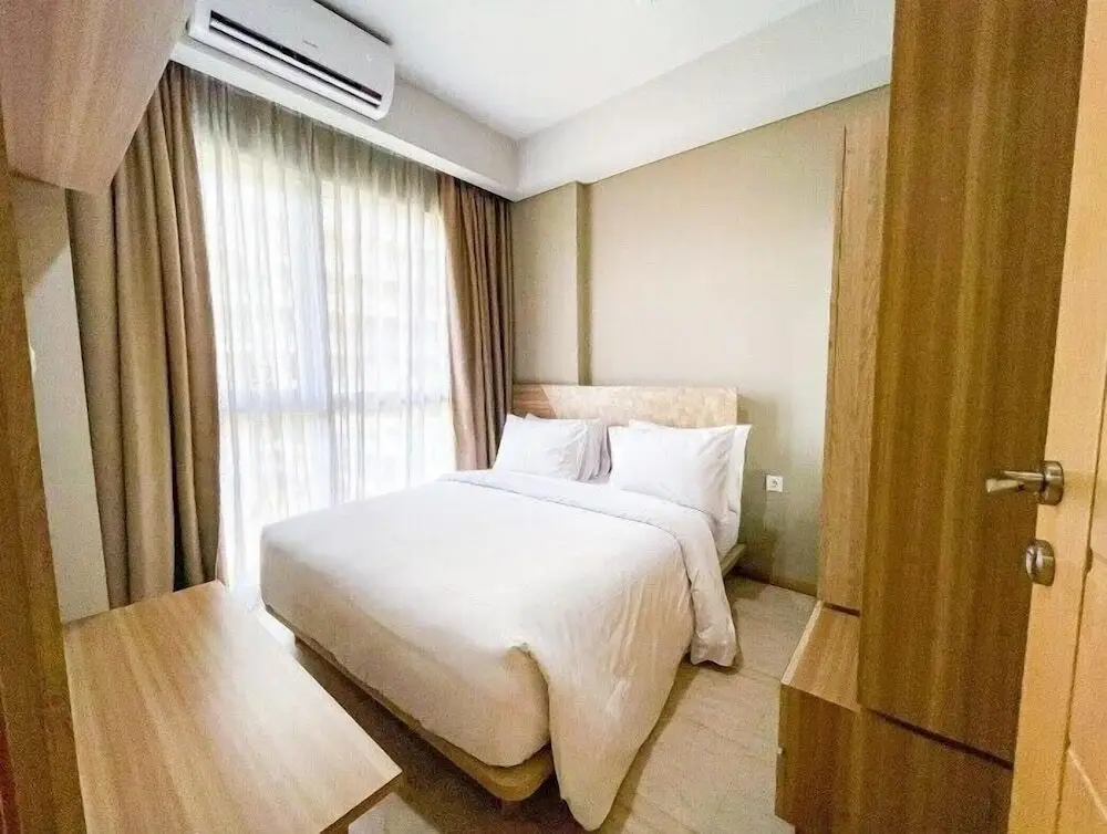 Чикаранг: Graha Makara Suite Hotel & Residence