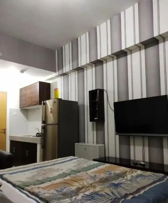 Сурабая: New Apartement Bale Hinggil by Prafi