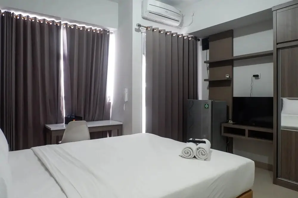 Сурабая: Modern Studio at Taman Melati Apartment