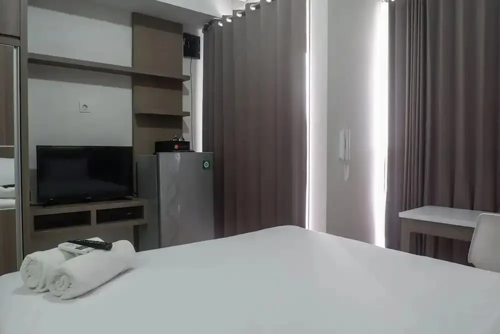 Сурабая: Modern Cozy Studio Apartment at Taman Melati