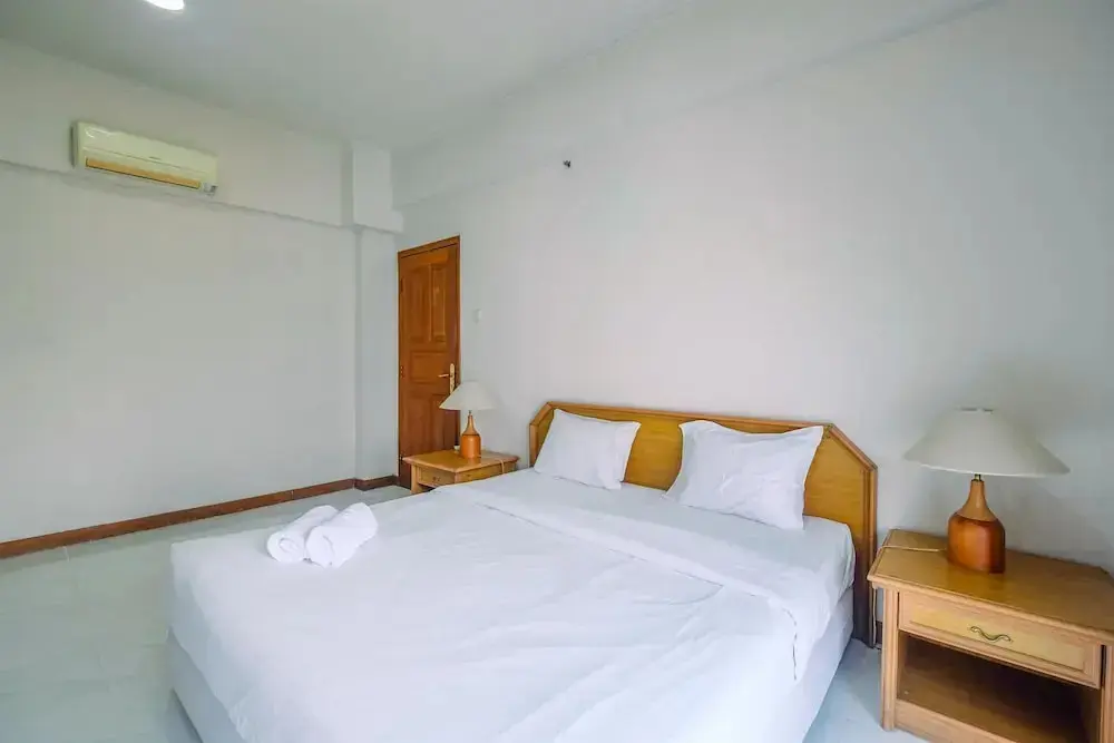Джакарта: Spacious and Strategic 3BR Kondominium Juanda Apartment