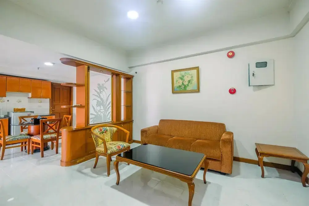 Джакарта: Spacious and Strategic 3BR Kondominium Juanda Apartment
