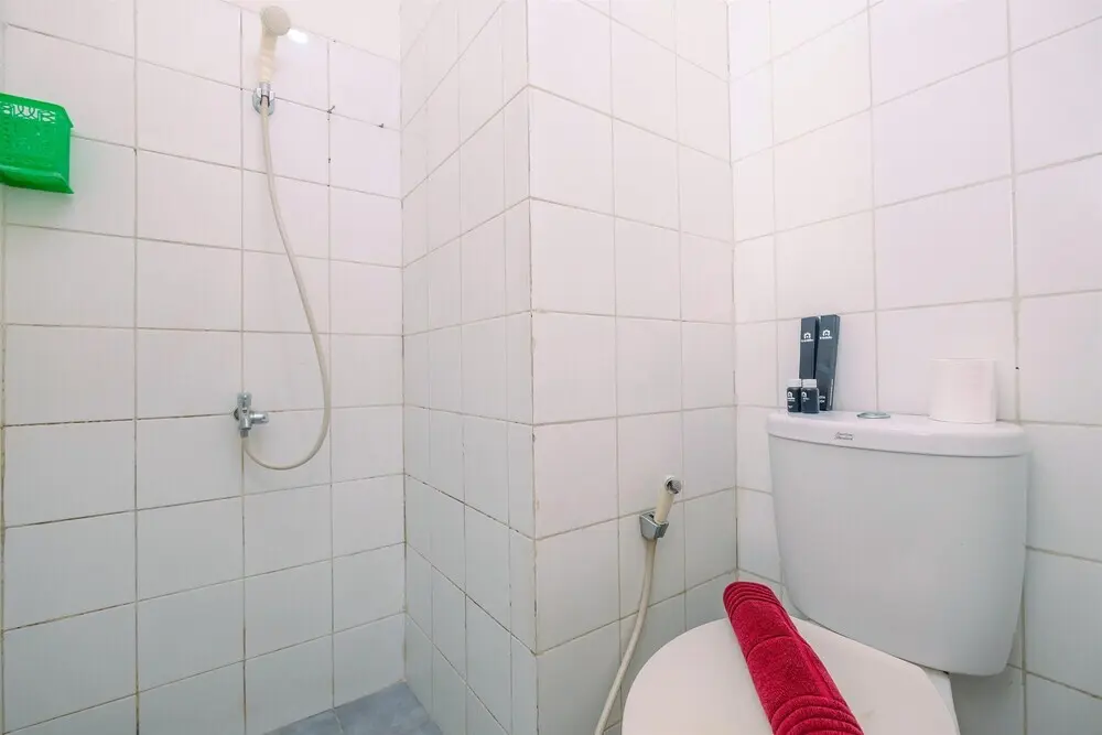 Джакарта: Fully Furnished with Comfortable Design 2BR Apartment Sentra Timur Residence