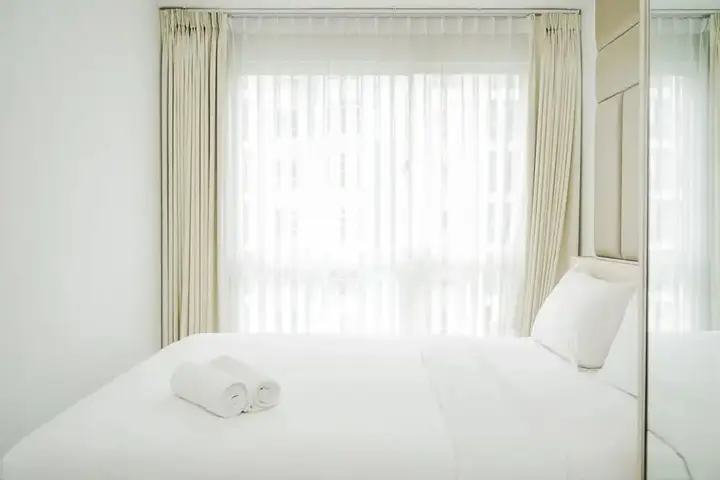 Legok: Cozy and Luxury 1BR Apartment at Scientia Residence