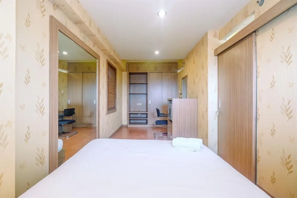 Джакарта: Spacious 1BR Cibubur Village Apartment