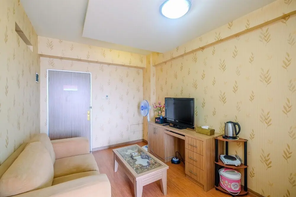 Джакарта: Spacious 1BR Cibubur Village Apartment