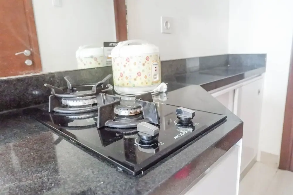 Сурабая: Exclusive Studio Apartment at Grand Sungkono Lagoon
