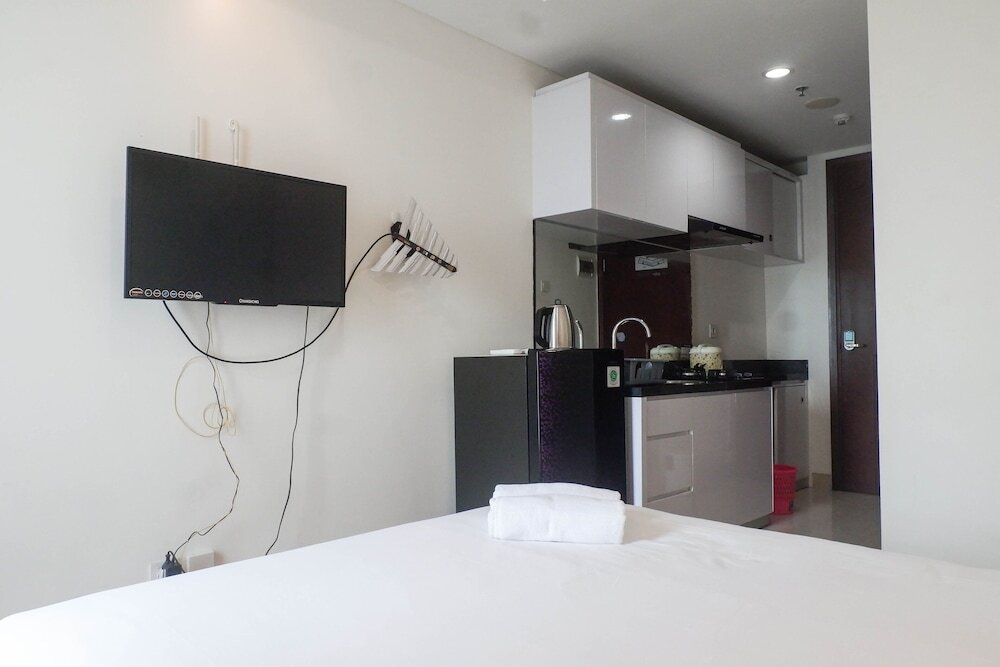 Сурабая: Exclusive Studio Apartment at Grand Sungkono Lagoon