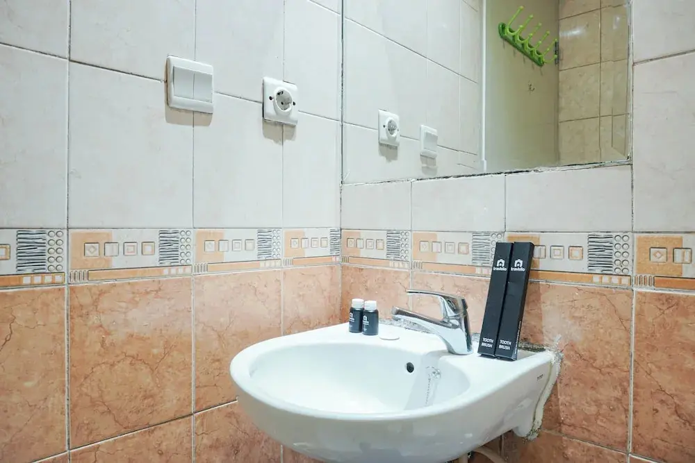 Джакарта: Comfy 2BR Apartment at City Home MOI Kelapa Gading