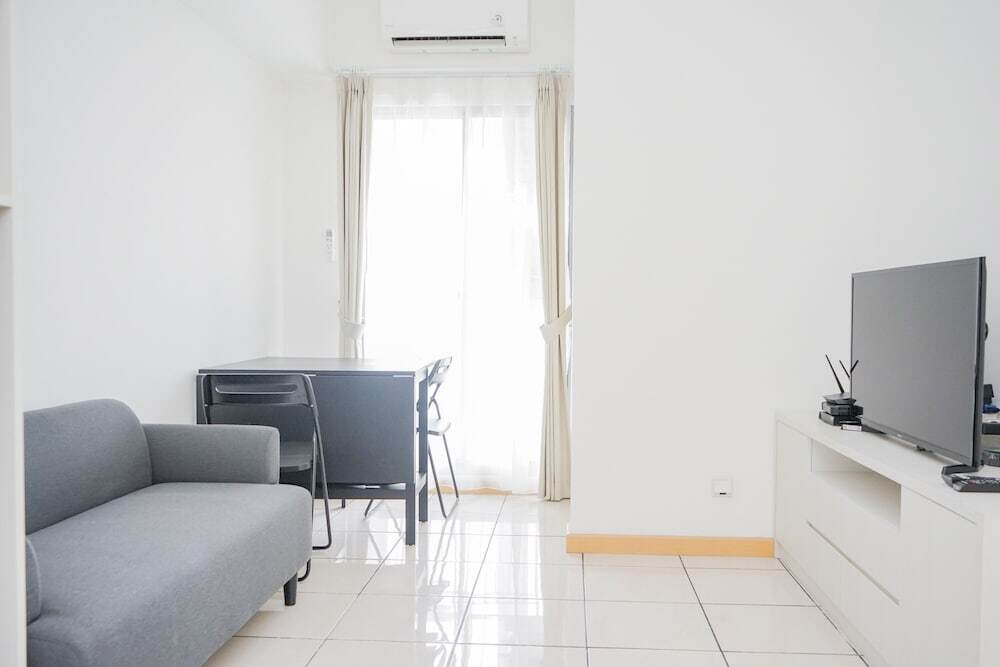 Fully Furnished With Comfortable Design 2Br Apartment M-Town Residence — фото 1