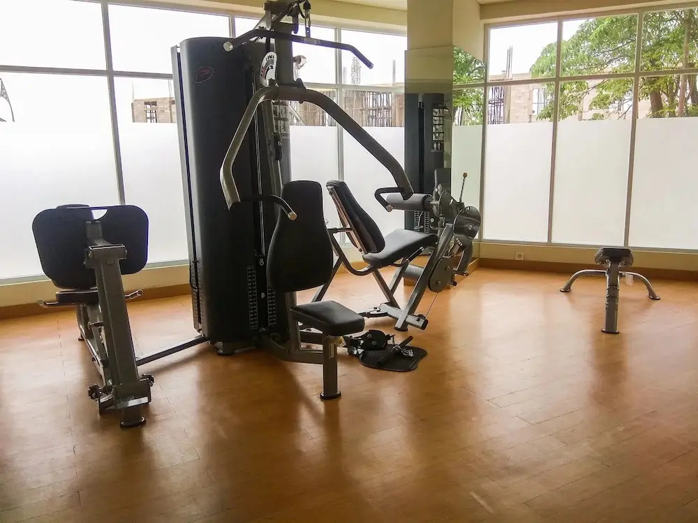 Чикаранг: Wonderful Studio Apartment at Mustika Golf Residence