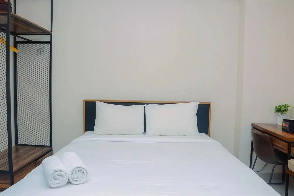 Джакарта: Comfy and Minimalist Studio Kebayoran Icon Apartment