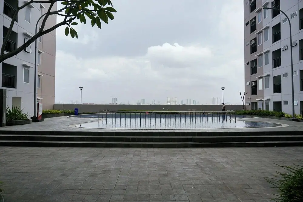 Джакарта: Homey Studio at Sentraland Cengkareng Apartment near Airport