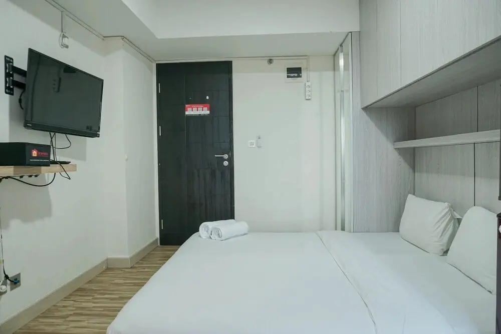 Джакарта: Homey Studio at Sentraland Cengkareng Apartment near Airport