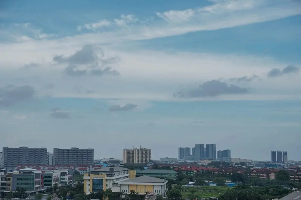 Джакарта: Homey Studio at Sentraland Cengkareng Apartment near Airport