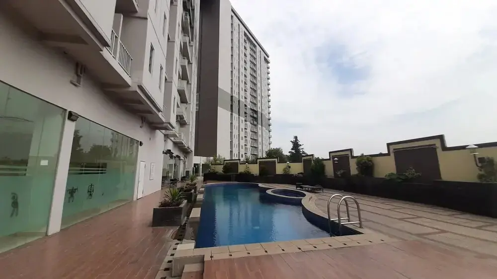 Южный Тангеранг: Fully Furnished with Cozy Design Studio Easton Park Apartment