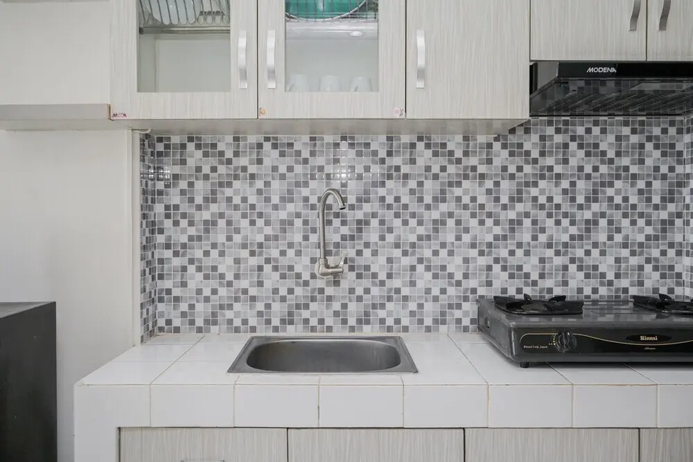 Южный Тангеранг: Fully Furnished Studio Easton Park Apartment