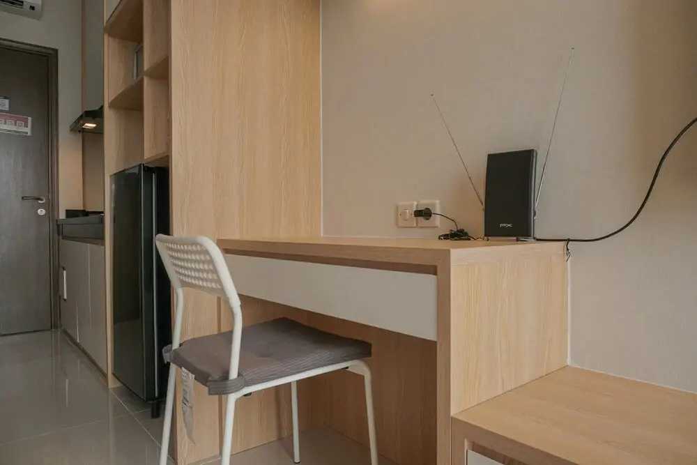 Джакарта: Fully Furnished with New Design Studio Ciputra International Apartment