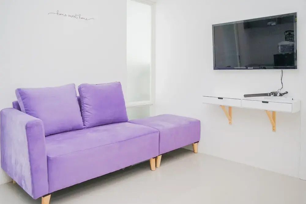 Южный Тангеранг: New Furnished and Homey 1BR at Silk Town Apartment