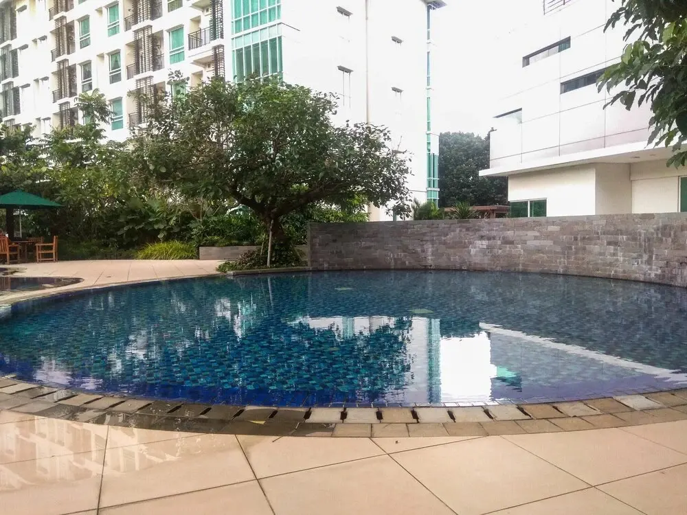 Джакарта: Comfort 1BR Apartment Woodland Park Residence