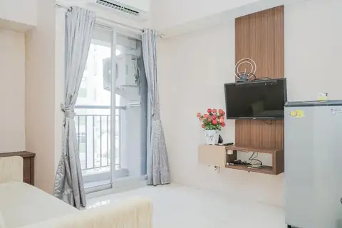 Modern Comfy 2BR Serpong Greenview Apartment — фото 1
