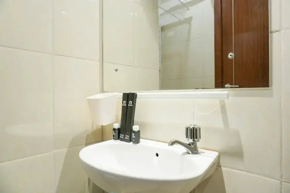 Джакарта: Best Studio Apartment Vittoria Residence with Sofa Bed