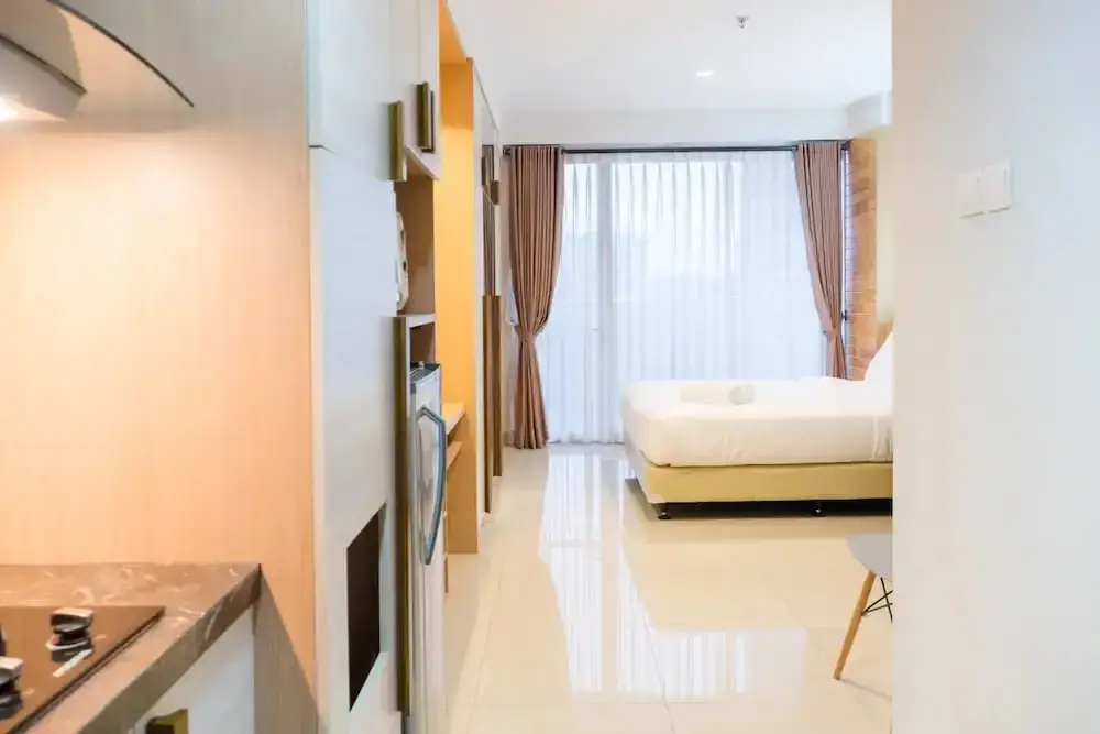 Бандунг: Comfy Studio At Dago Suites Apartment