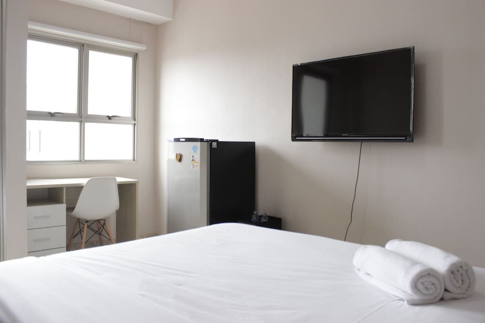 Бандунг: Comfy Studio Room at Mekarwangi Square Apartment Cibaduyut