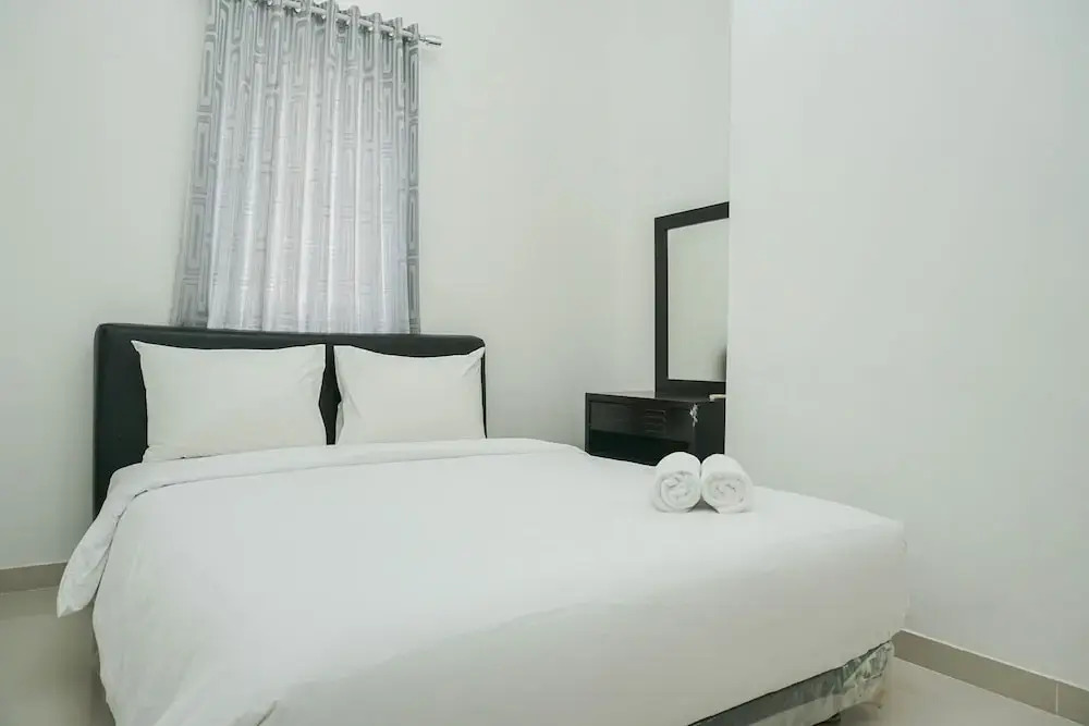 Джакарта: Fully Furnished with Comfortable 2BR Grand Palace Kemayoran Apartment