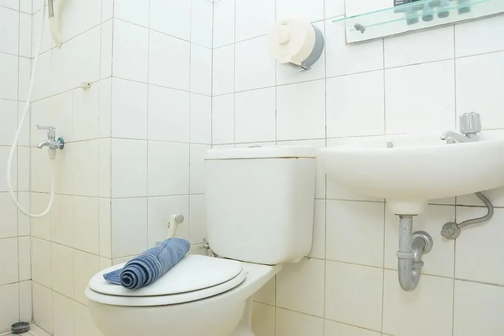 Джакарта: Cozy and Simply 2BR at Kebagusan City Apartment