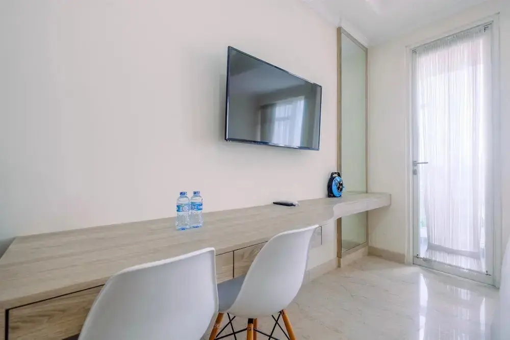 Джакарта: Warm and Cozy Studio Room at Menteng Park Apartment