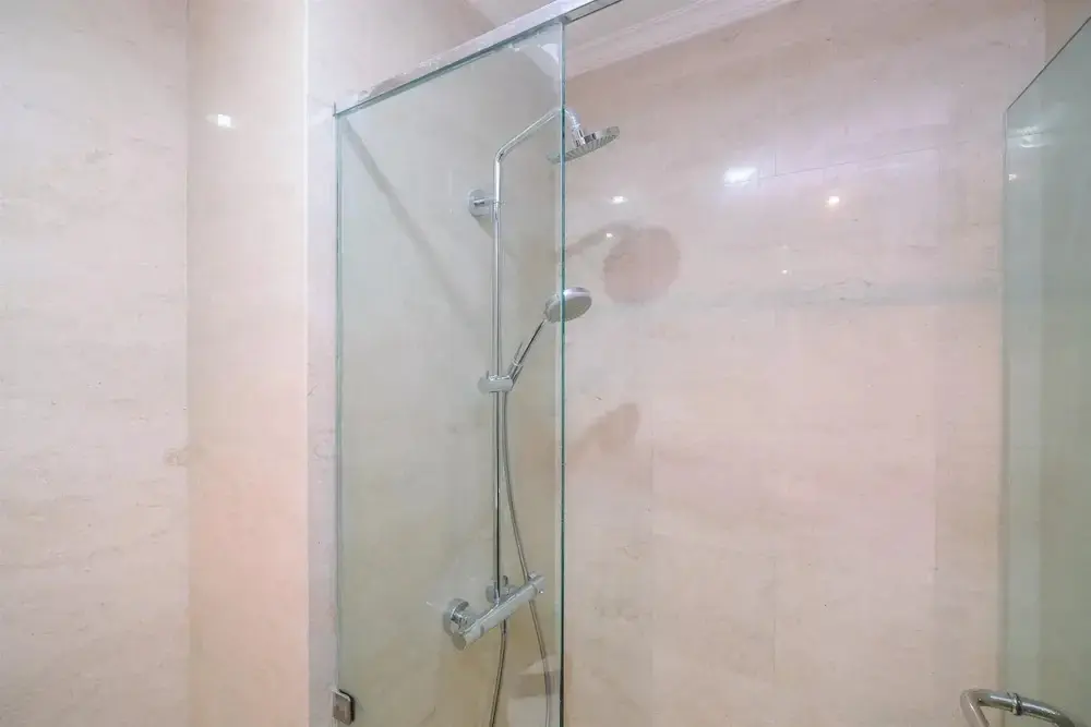 Джакарта: Warm and Cozy Studio Room at Menteng Park Apartment