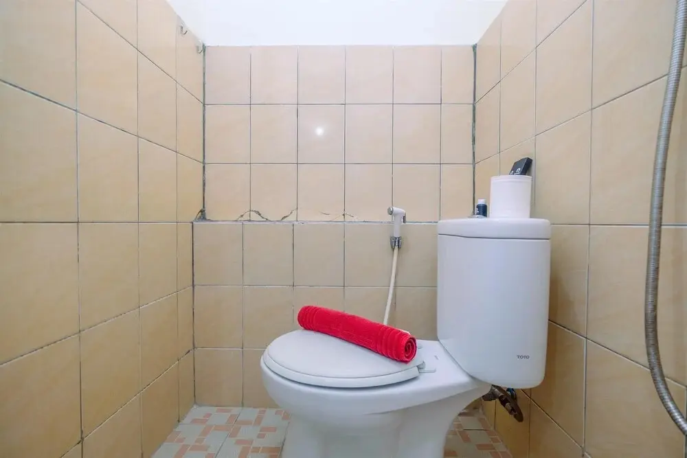Джакарта: Comfort Green Pramuka 2BR Apartment