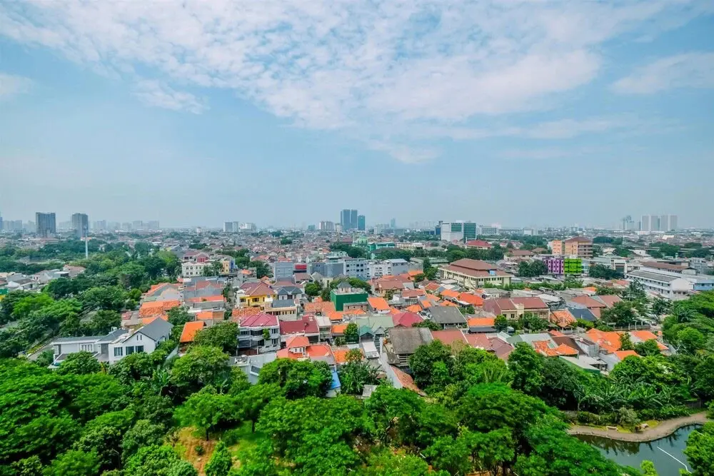 Джакарта: Comfort Green Pramuka 2BR Apartment