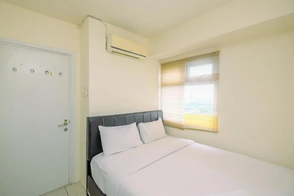 Джакарта: Comfort Green Pramuka 2BR Apartment