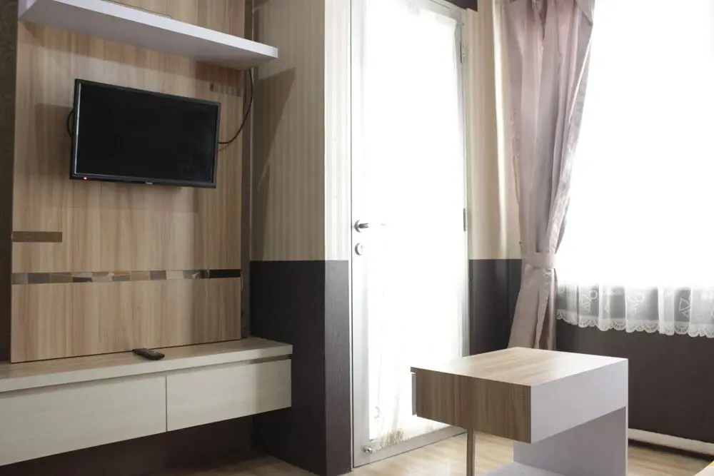 Бандунг: Comfy and Homey 2BR Apartment at The Jarrdin Cihampelas