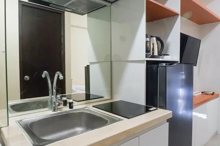 Сурабая: Cozy Studio Room Apartment at Tamansari Papilio