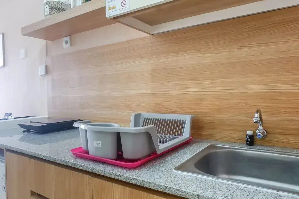 Сурабая: Best Value & Clean Studio Room Apartment at Pavilion Permata 2