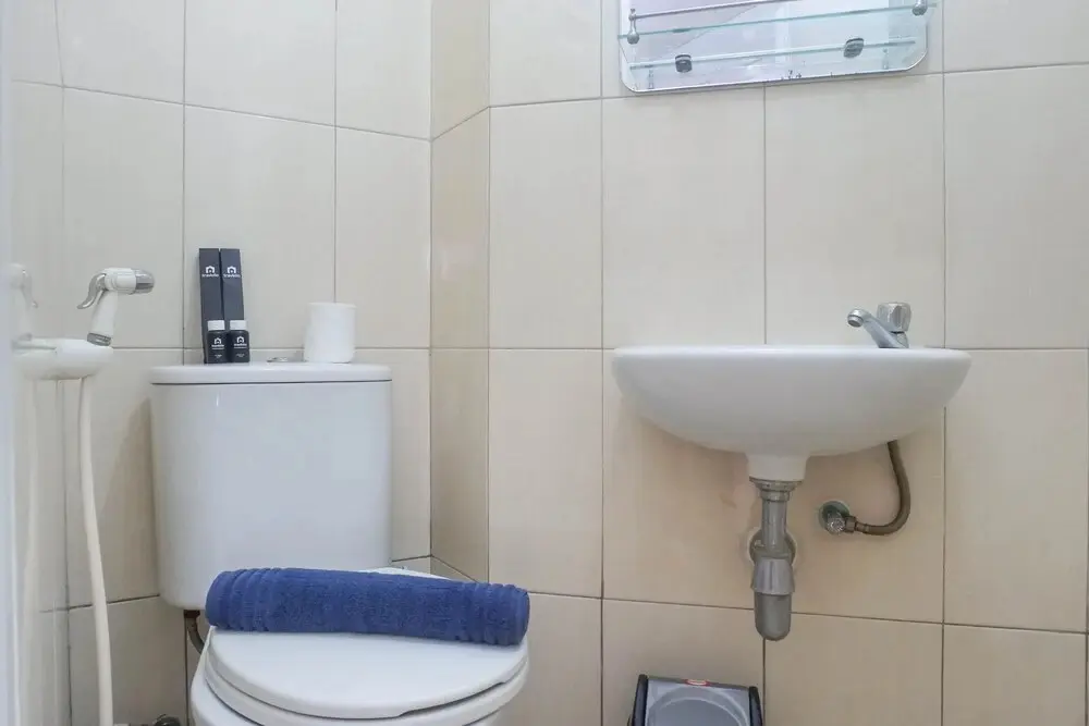 Сурабая: Best Value & Clean Studio Room Apartment at Pavilion Permata 2